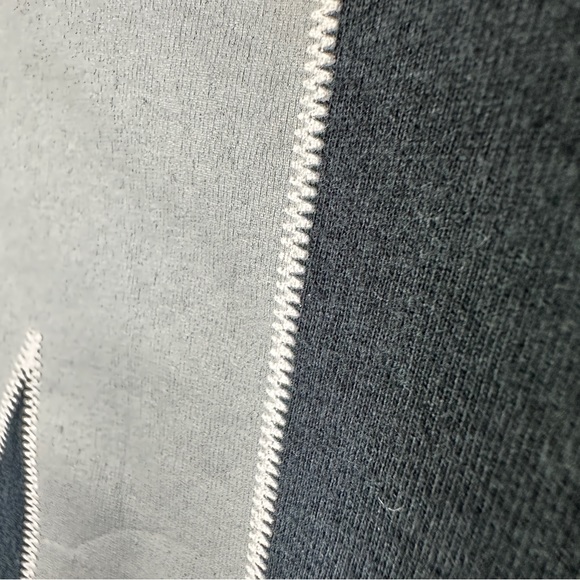 NFL Oakland Raiders Football Team #24 Marshawn Lynch Nike Cotton T-shirt Men’s - Picture 3 of 13